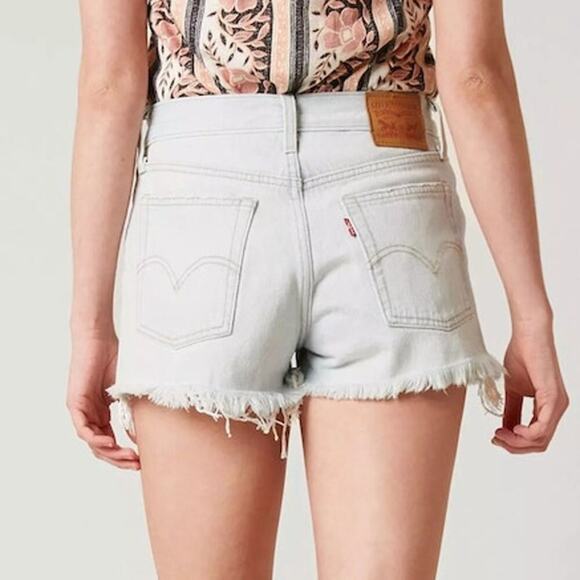 Levis Premium Jeans Short Womens 32 High Rise Button Fly Summer Sexy Denim NWT - Picture 1 of 12